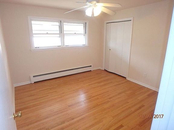 4th image of 4978 W Wick Dr