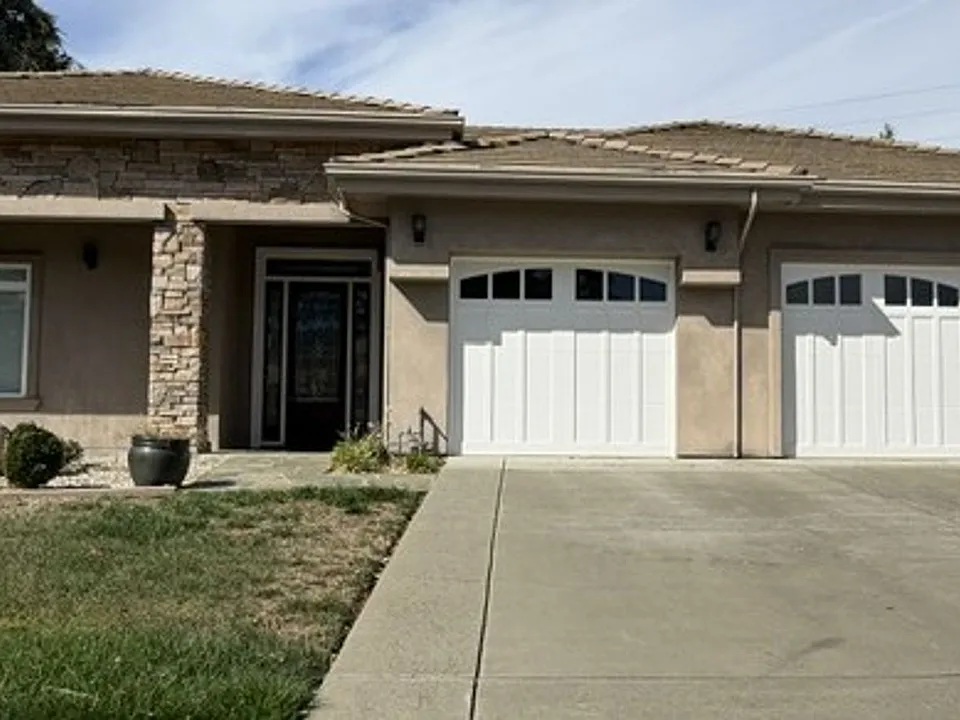 613 Arlene Ct