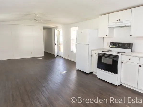 4295 Ken Dar Ln, Hudson, NC