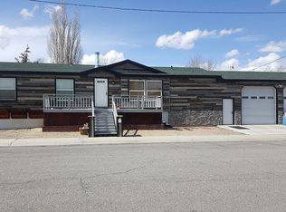 460 S 4th East St, Green River, WY 82935