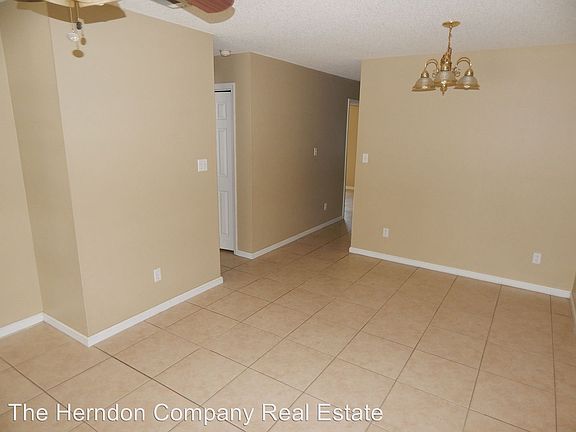 4th image of 6000 Susan Cir APT C