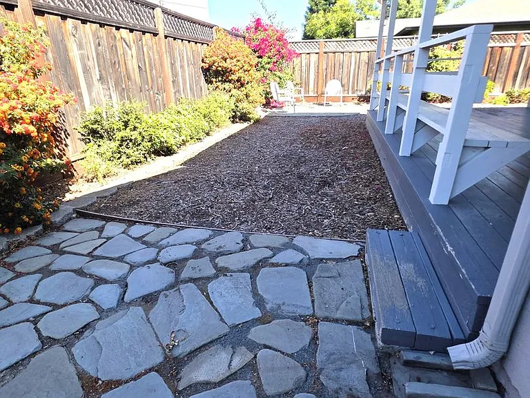 4001 Roland Dr — Photo 25