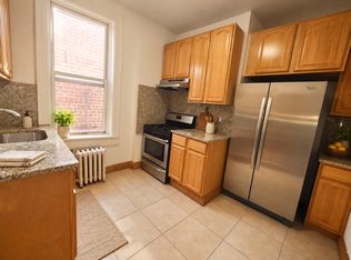 3118 41st St #3T, Astoria, NY 11103