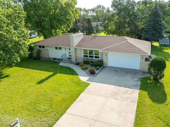 104 Ash St NE, Fertile, MN 56540