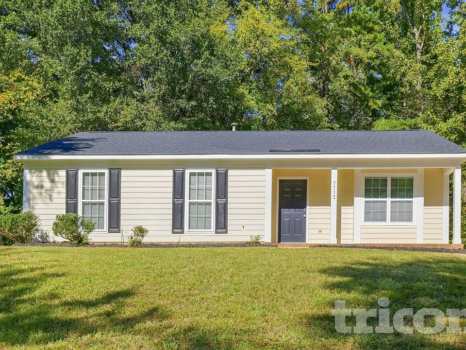 7712 Pelican Ct