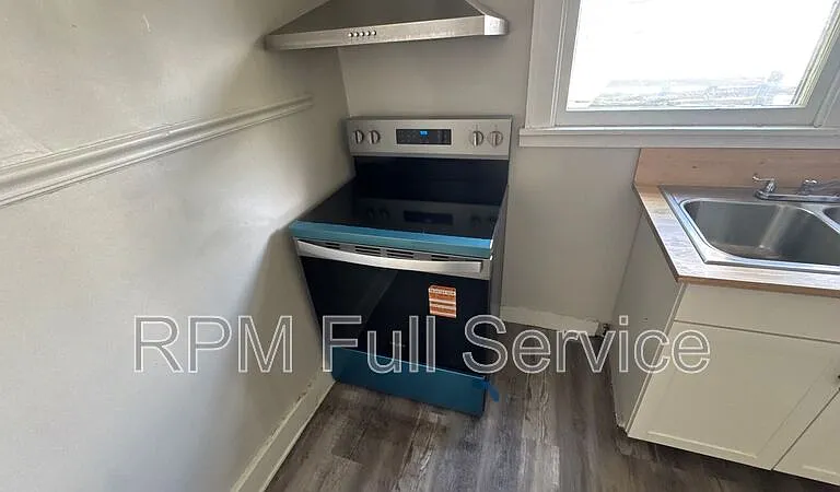 423 Maple St #B — Photo 5