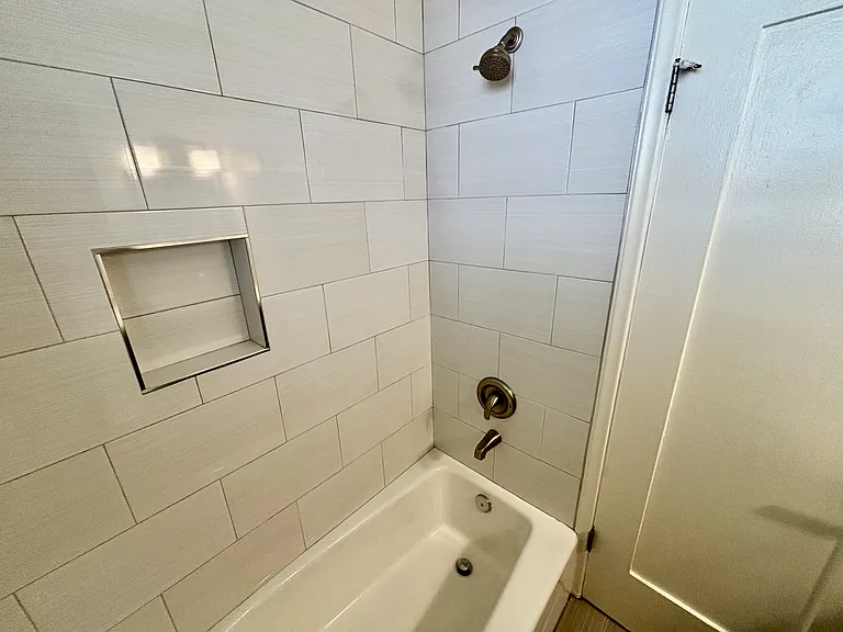 169 N La Peer Dr #6 — Photo 8