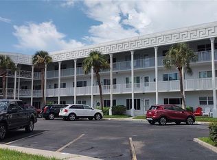 2450 Canadian Way APT 18, Clearwater, FL 33763