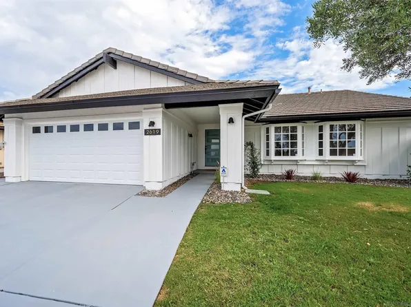 2619 Fire Mountain Dr, Oceanside, CA 92054