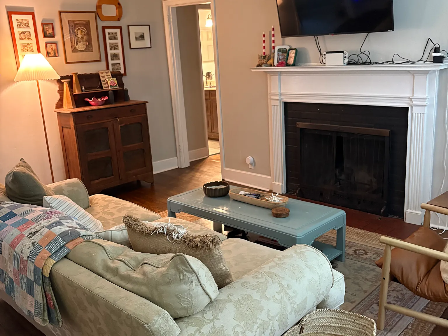 2 bed, 960 sqft, $1,800 — Photo 2