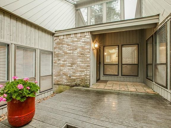 4th image of 2520 Glencliff Dr