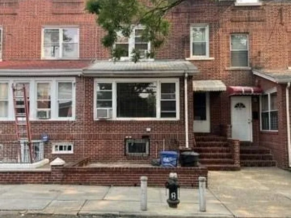 6101 60 Drive, Maspeth, NY 11378
