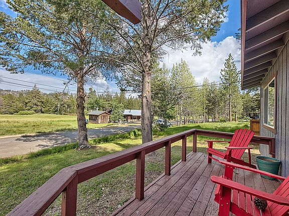 4th image of 1266 Mountain Meadow Dr