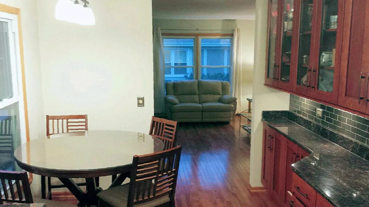 2 bed, $1,950 — Photo 3