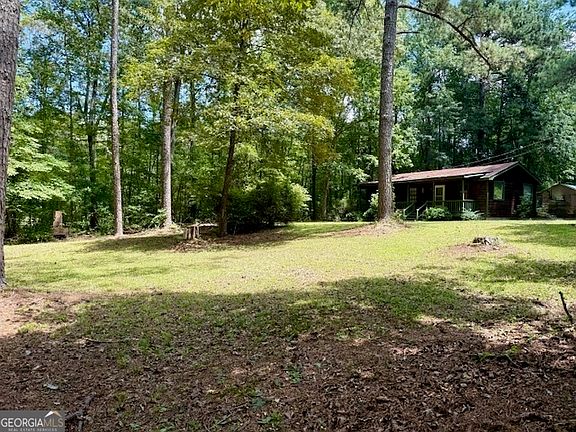2nd image of 220 Dogwood Rd