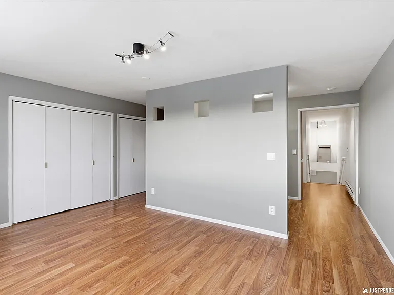 1430 Bridgeway St #13 — Photo 22
