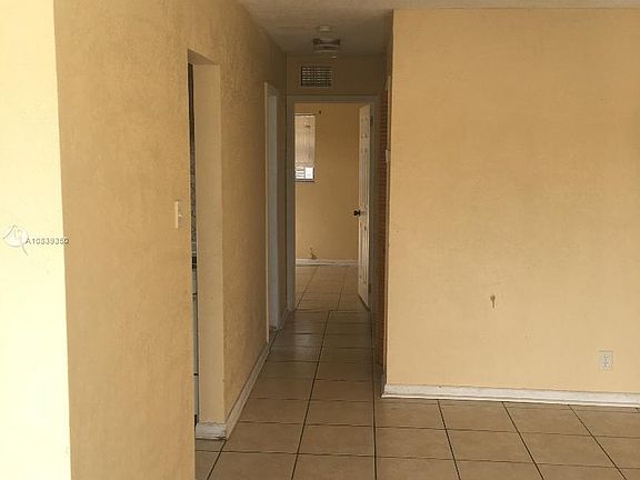 5th image of 1271 NW 30th Ave