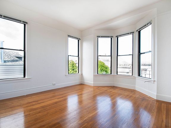 2nd image of 2959 Fillmore St APT 6