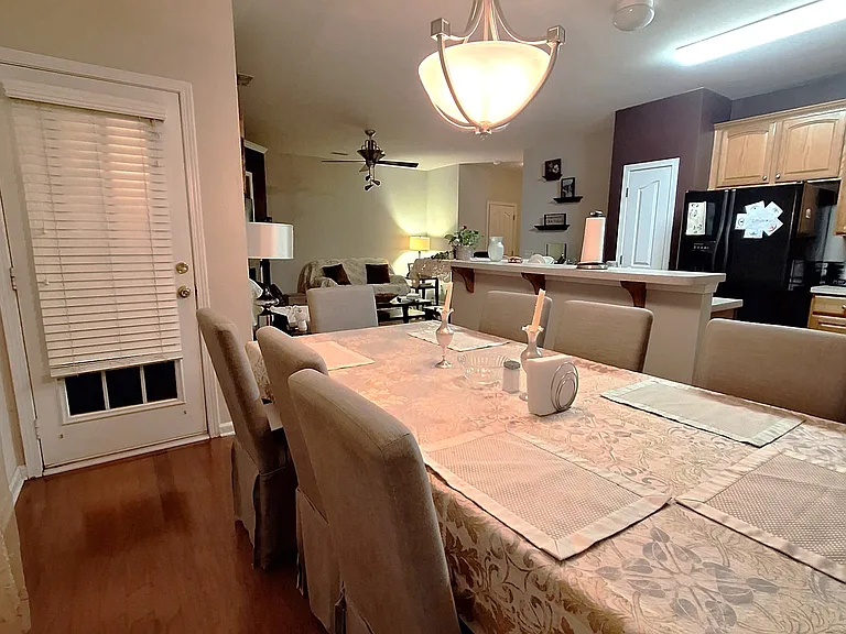 16832 Kettlewell Ln — Photo 3