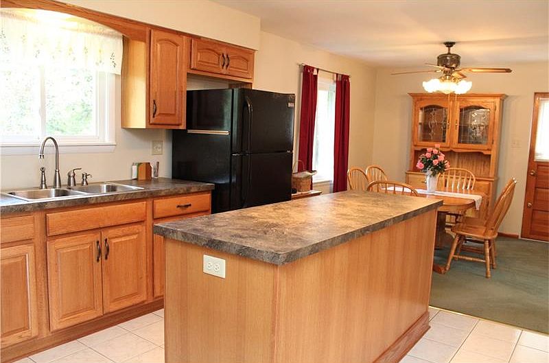 4320 Beverly Dr, Aliquippa, PA 15001 Zillow