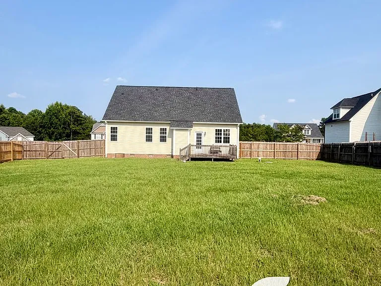 220 Asheford Way — Photo 23