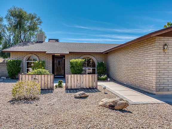 3rd image of 6519 E Aire Libre Ln