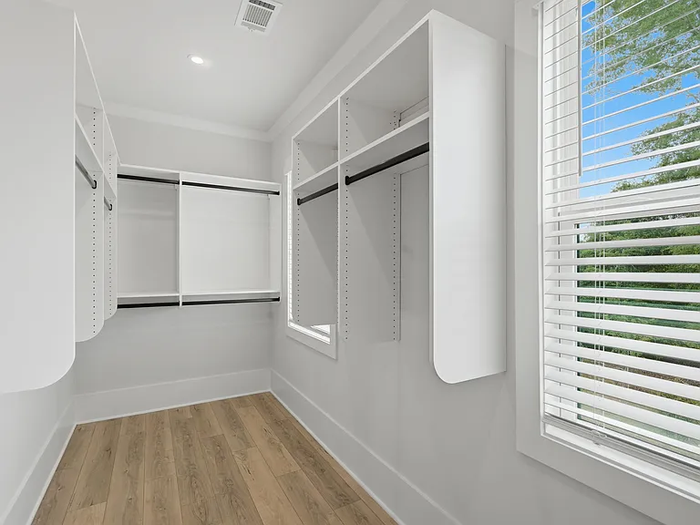 331 Orchid St — Photo 17