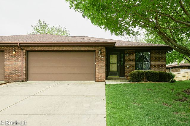 2nd image of 902 Shagbark Rd