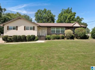 204 Ardella Cir, Gardendale, AL 35071