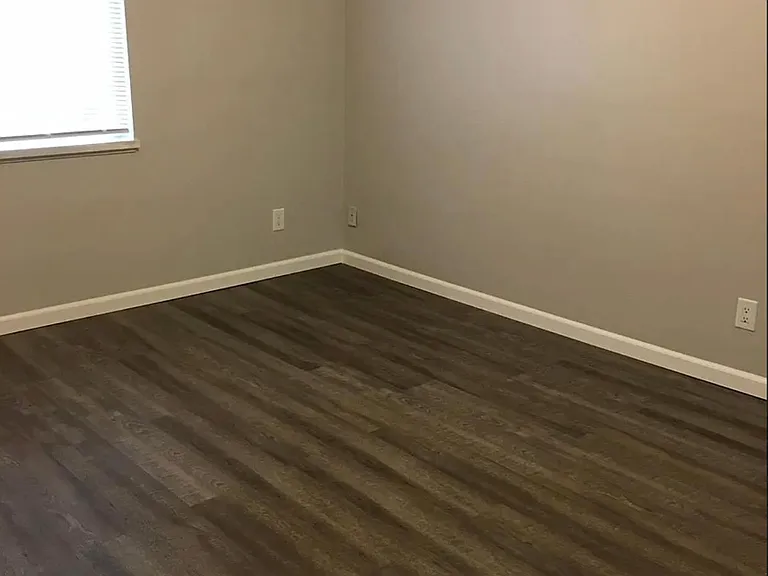 3911 Whitman Ave N #303 — Photo 4