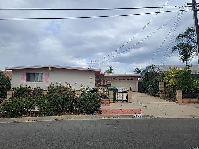 2nd image of 3638 Lindbergh St