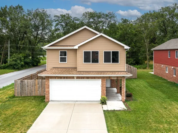 3707 139th Pl, Robbins, IL 60472