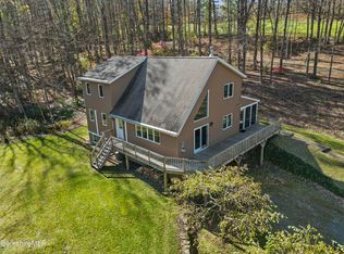 1A Averic Rd, Stockbridge, MA 01262