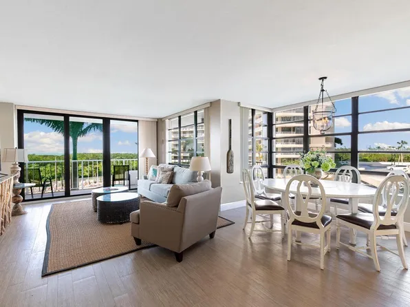 380 Seaview Ct APT 303, Marco Island, FL 34145