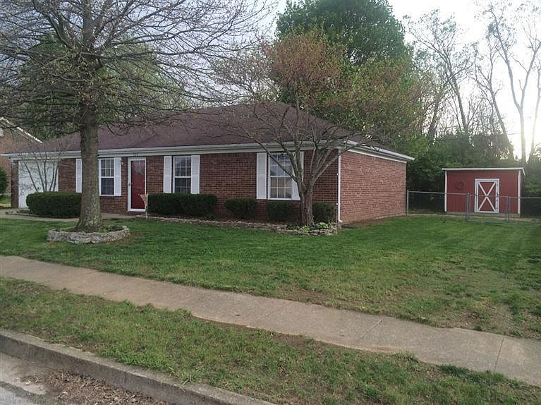 1st image of 205 Wildwood Ln
