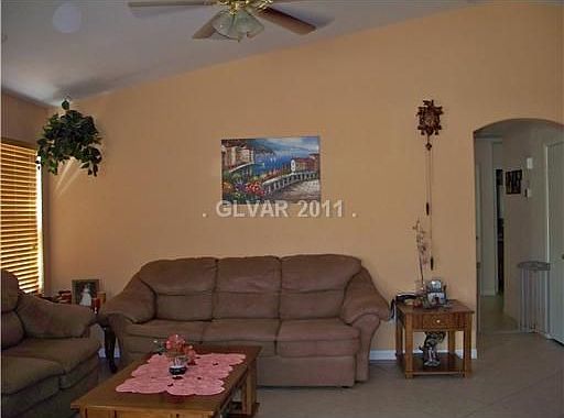 4th image of 5239 Acacia Grove St