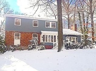 28 Bradley Rd, Andover, MA 01810