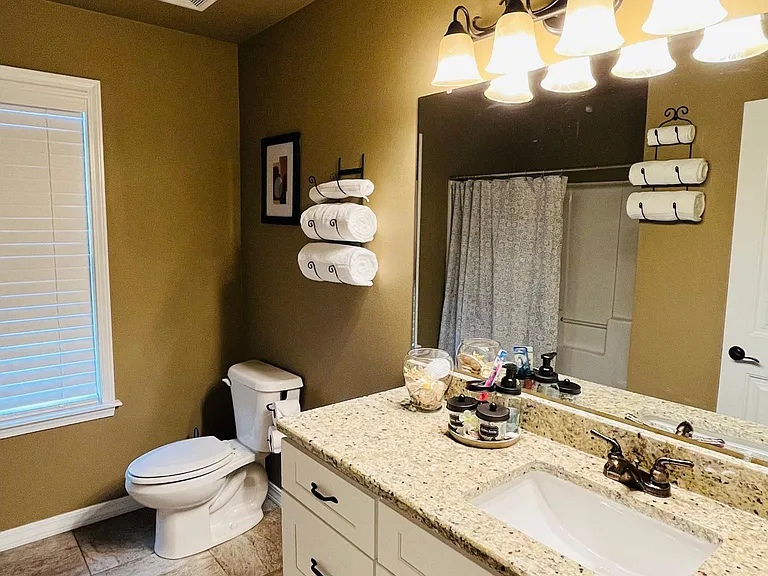 261 Redwood Ln — Photo 19