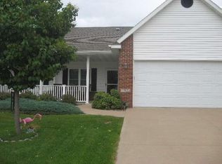 1015 Kristy Ln, Onalaska, WI 54650