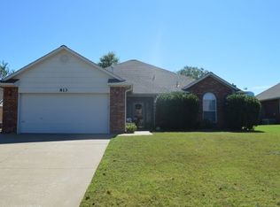813 E Park Pl, Stillwater, OK 74075