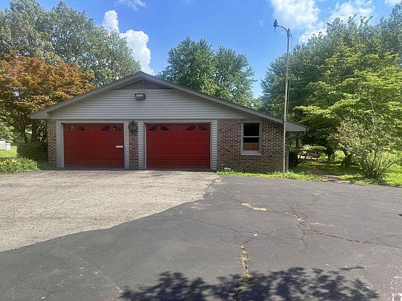 4th image of 235 Old Pepper Ln