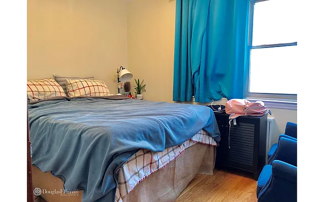 Rented by Douglas Elliman | media 20