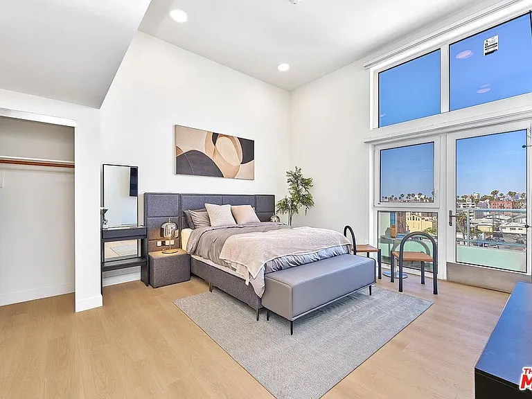 510 S Oxford Ave #310 — Photo 54