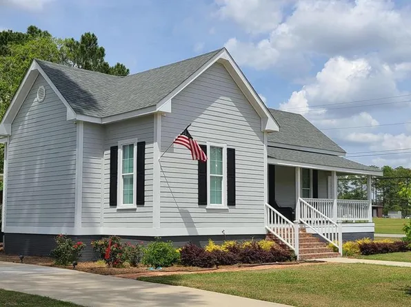 307 E Pinson St, Sylvester, GA 31791