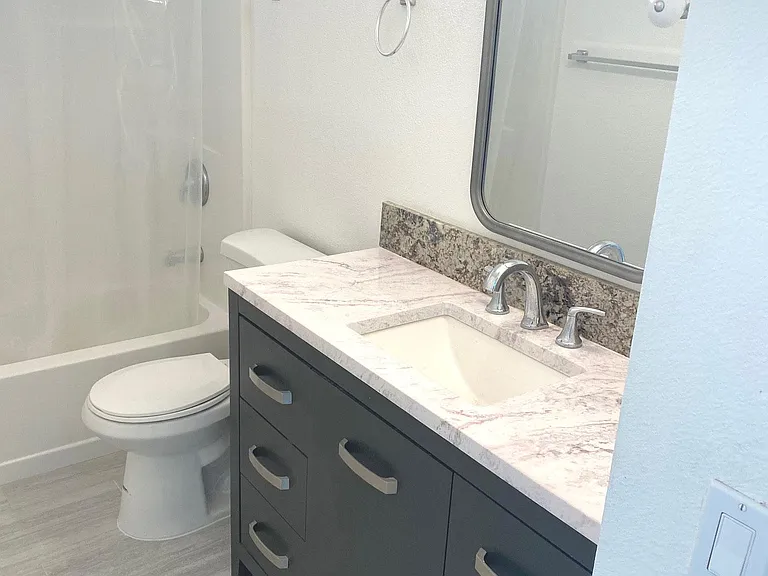 13967 Julian Dr — Photo 13