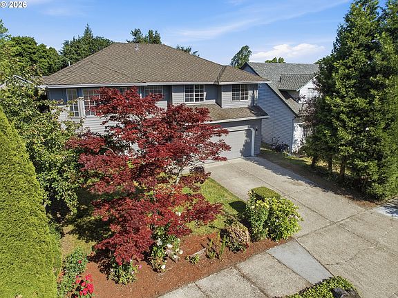 3rd image of 10680 SW Summer Lake Dr