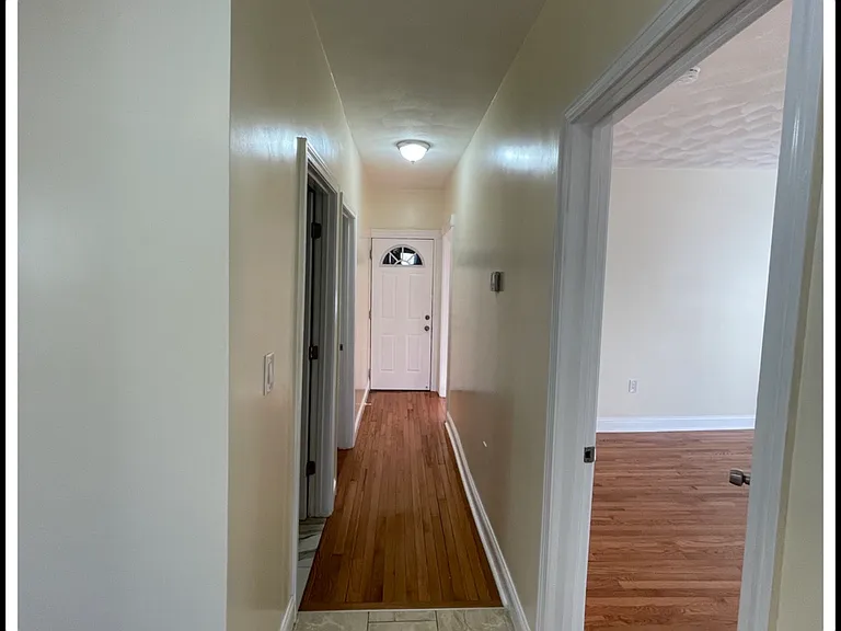 68 Williams St #1 — Photo 11