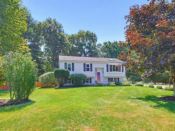 2nd image of 29 Tide Meadows Dr