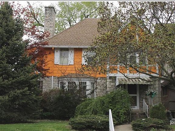 2nd image of 1779 Franklin Ave