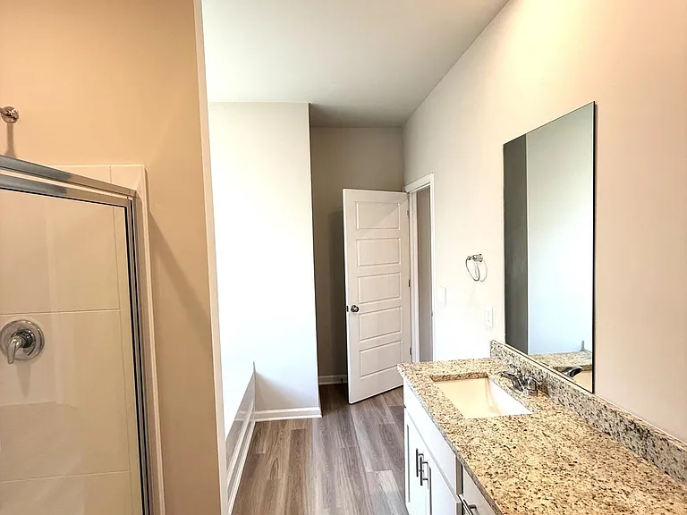 527 Vista Pointe Dr — Photo 19